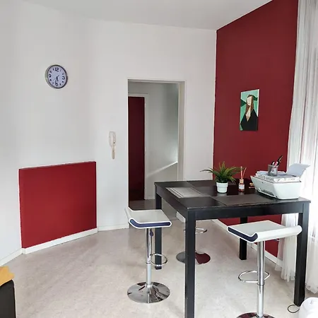 Appartement Close To Guillemens Luik